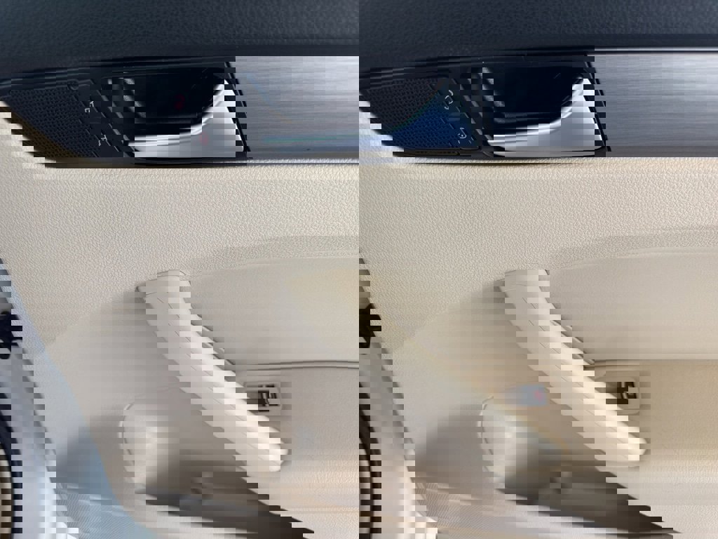 Used 2014 Volkswagen Passat TDI SE image 14