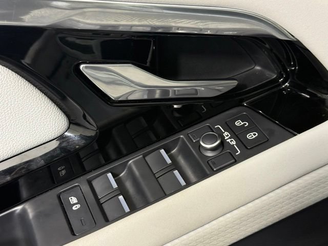 Certified 2020 Land Rover Range Rover Evoque R-Dynamic S AWD/4WD image 15