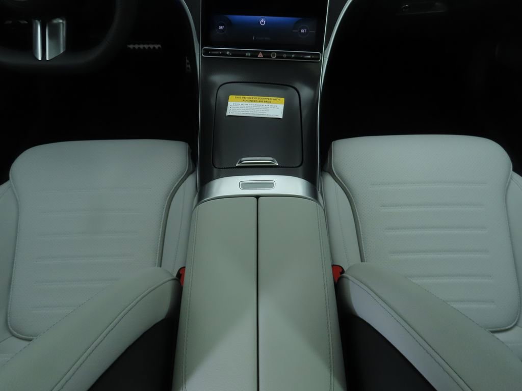 New 2025 Mercedes-Benz C 300 Sedan image 18