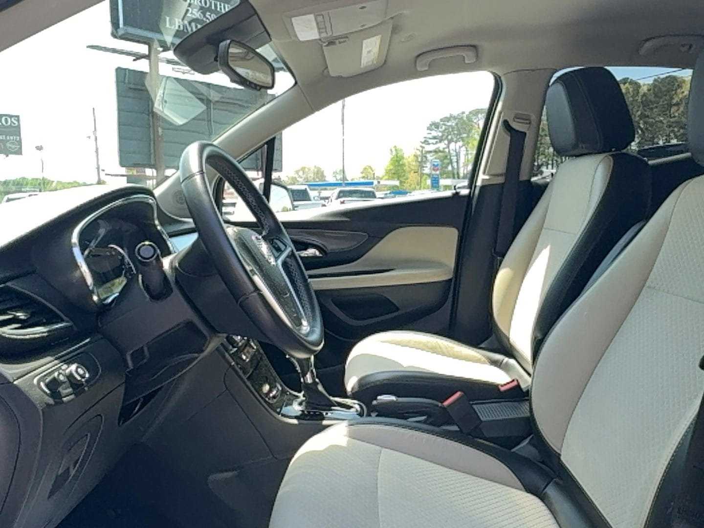 Used 2017 Buick Encore Preferred FWD image 18