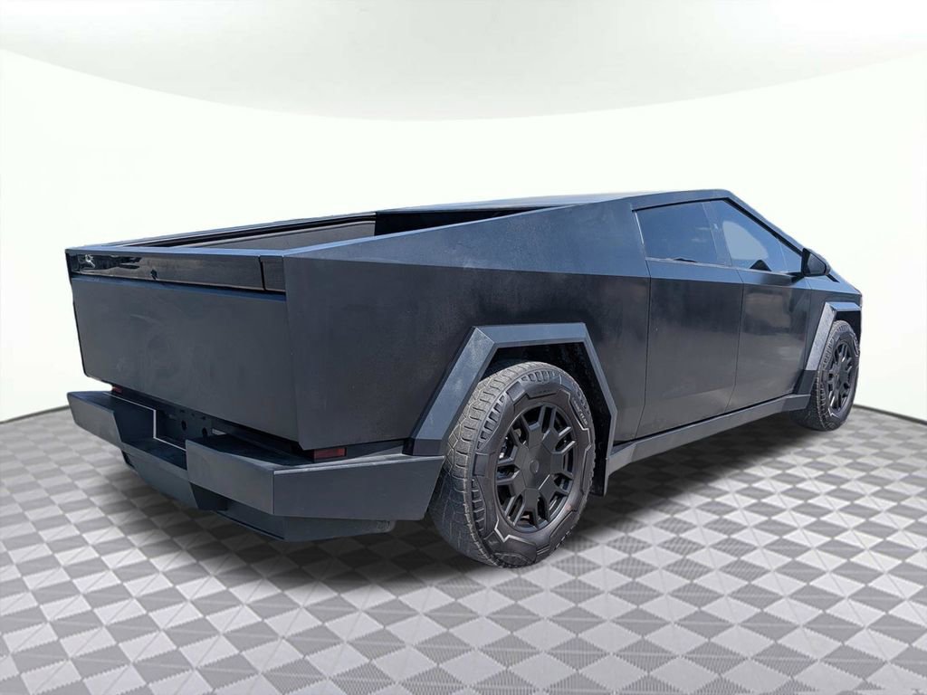 Used 2024 Tesla Cybertruck AWD Crew Cab image 3
