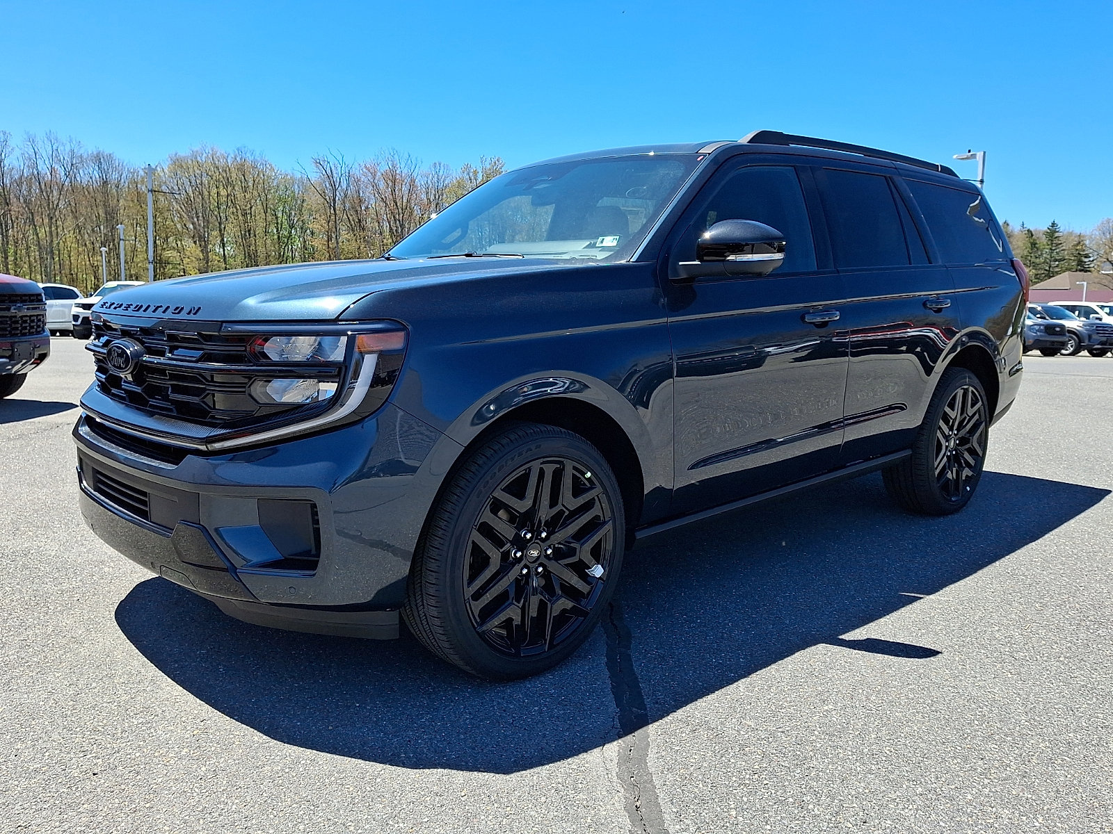 New 2026 Ford Expedition Platinum AWD/4WD image 2