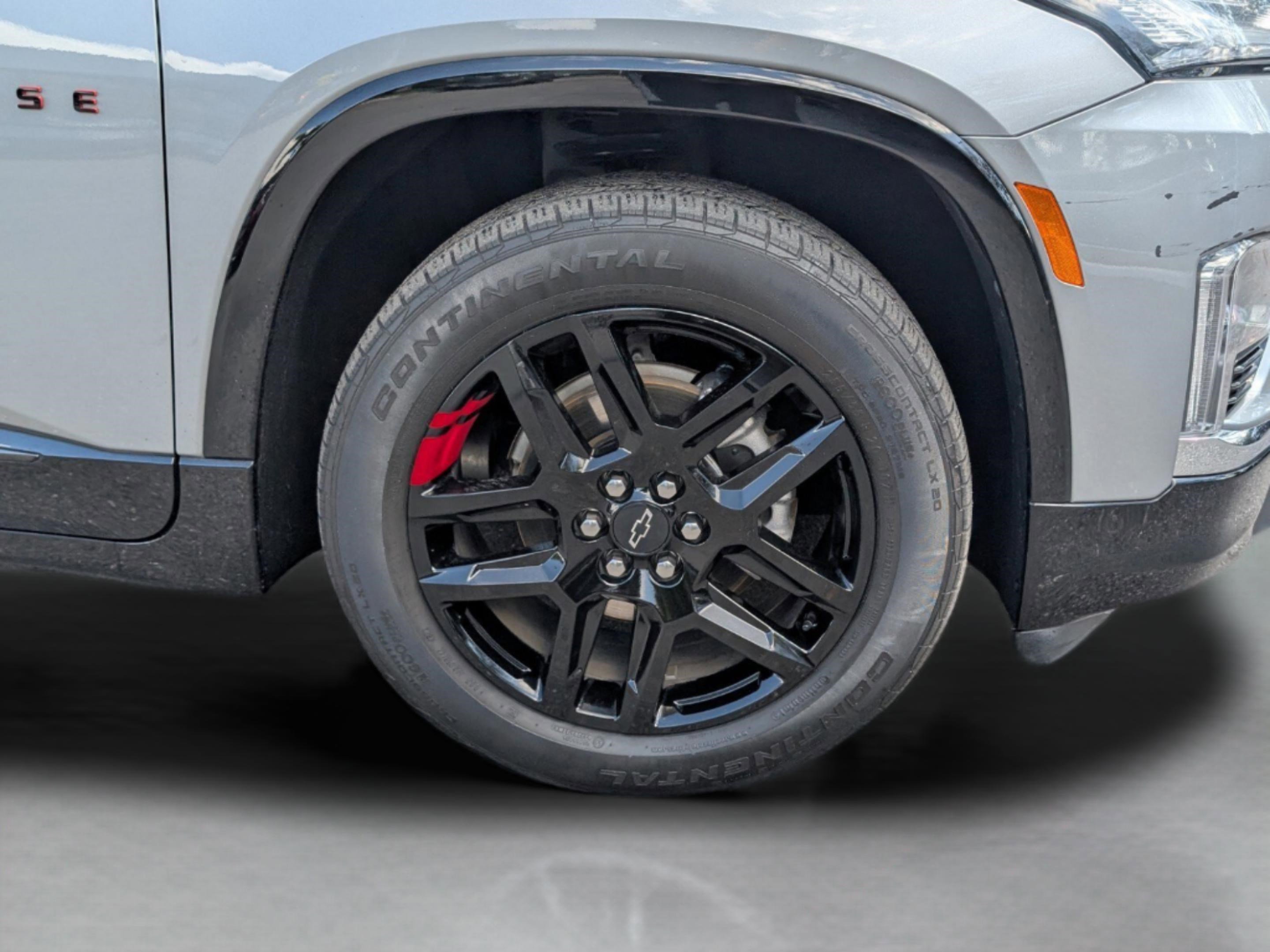 Used 2024 Chevrolet Traverse Premier w/ Redline Edition image 37