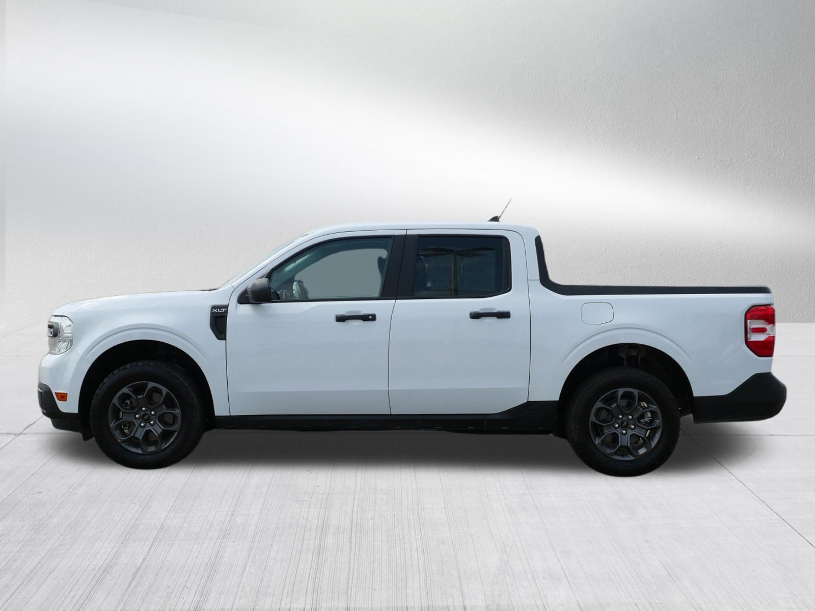 Used 2024 Ford Maverick XLT w/ Equipment Group 300A Standard AWD/4WD image 4