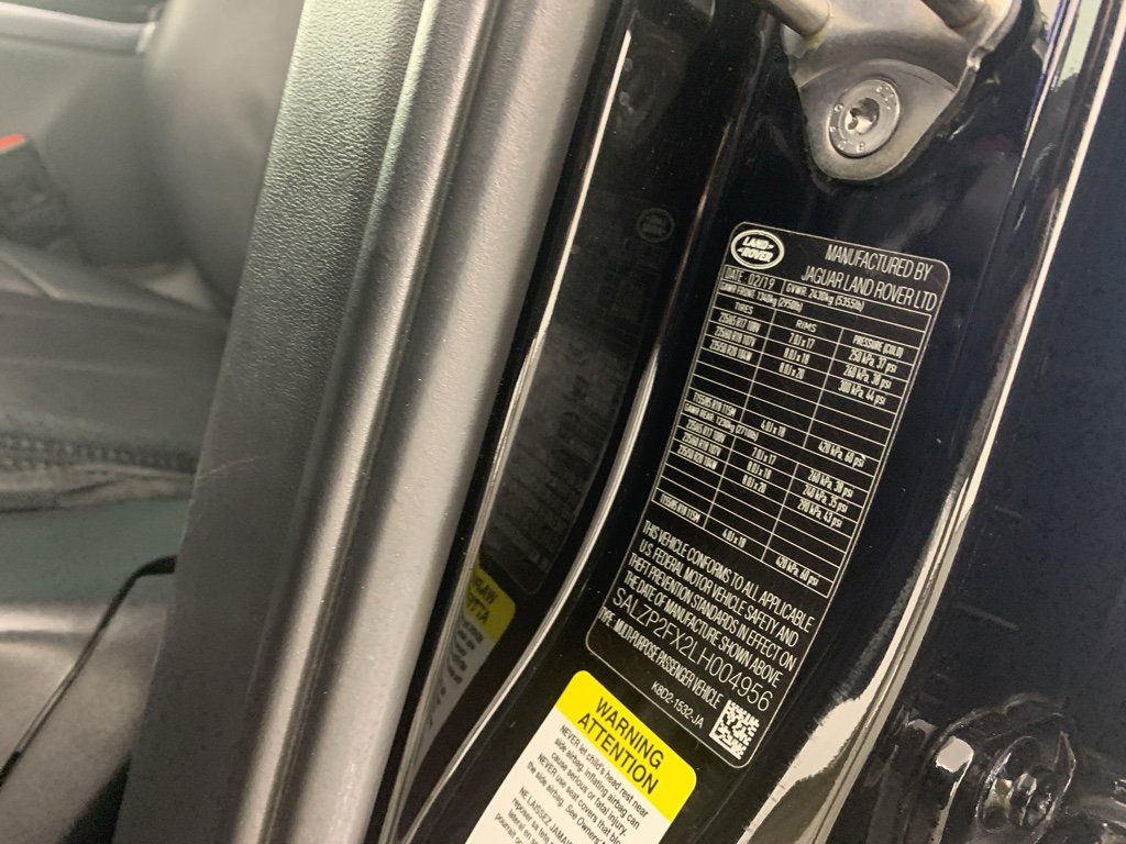 Used 2020 Land Rover Range Rover Evoque SE image 12