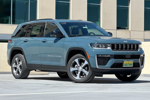 New 2026 Jeep Grand Cherokee Limited AWD/4WD image 23