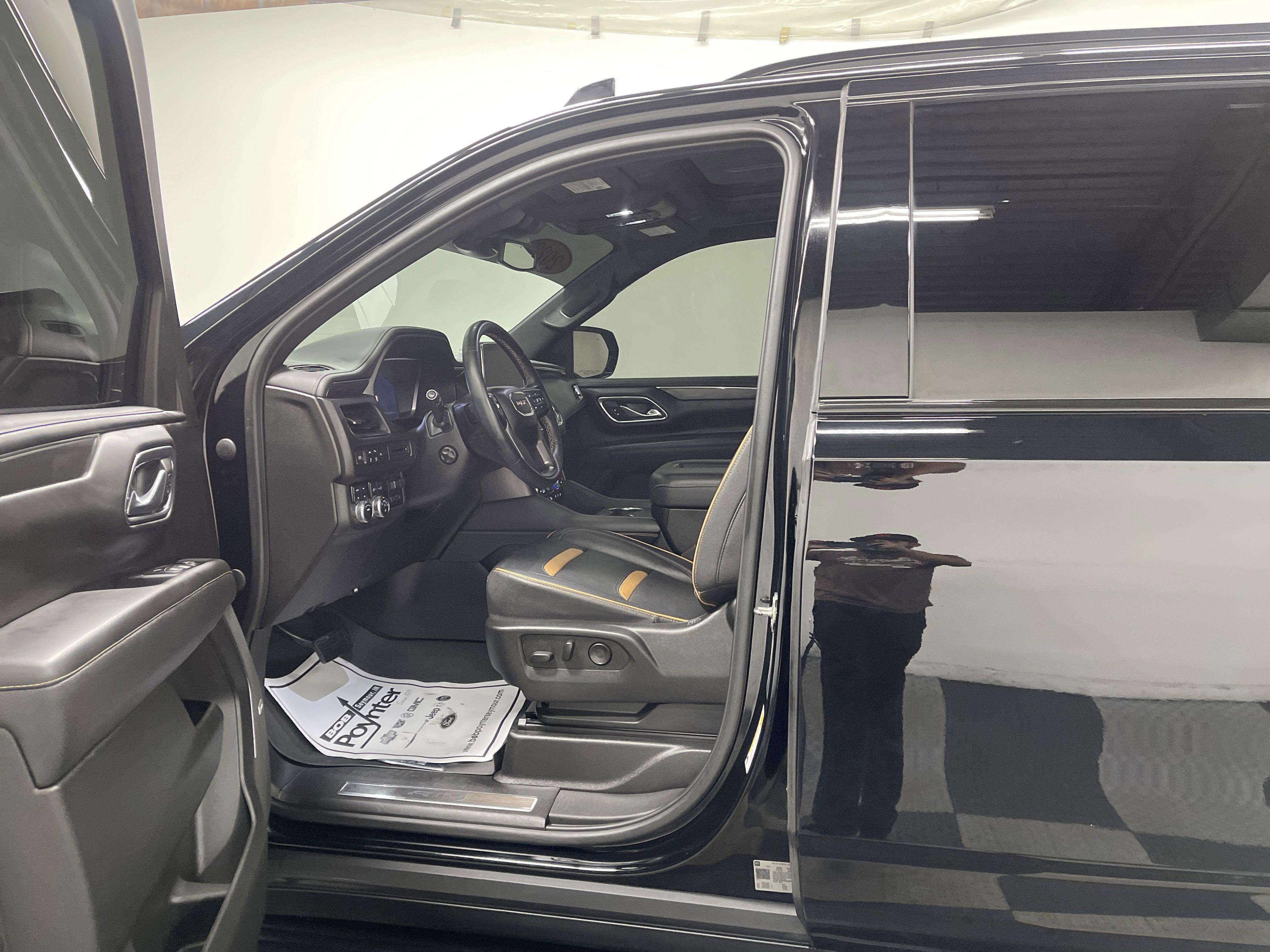 Used 2023 GMC Yukon XL AT4 w/ LPO, Floor Liner Package image 9