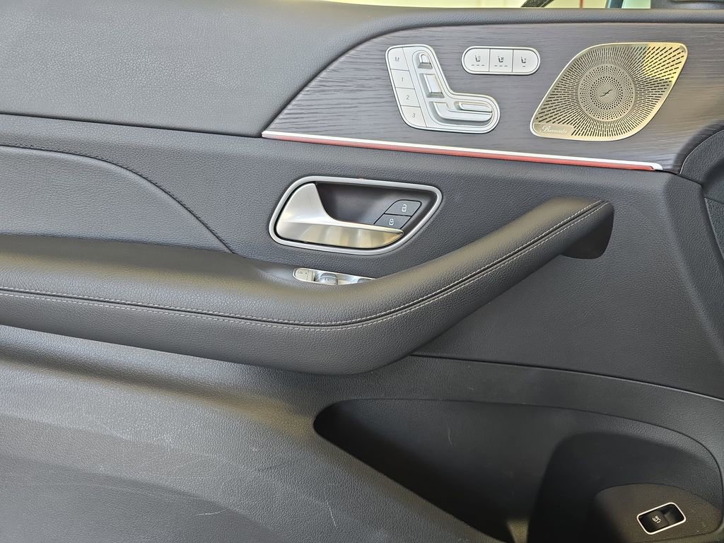 Certified 2024 Mercedes-Benz GLS 450 4MATIC image 28