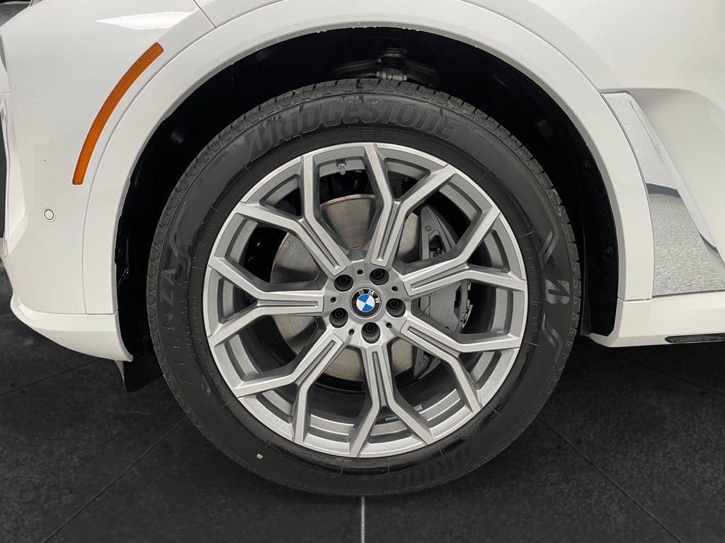 New 2027 BMW X7 xDrive40i AWD/4WD image 13