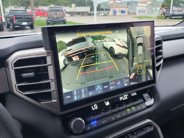 New 2026 Toyota Tundra Limited AWD/4WD image 31