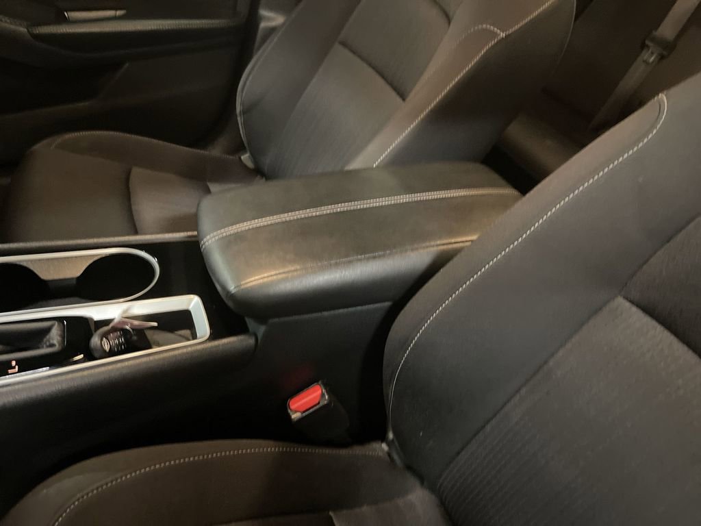 Used 2024 Nissan Altima 2.5 SV image 26