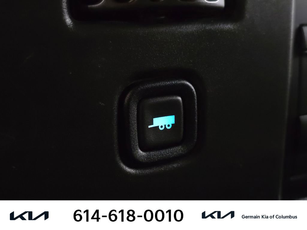 Used 2022 GMC Savana 2500 w/ Driver Convenience Package RWD image 30