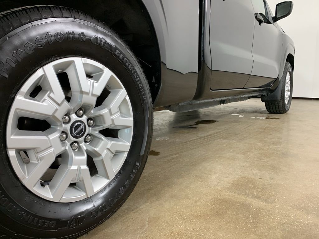 Used 2023 Nissan Frontier SV w/ Technology Package image 9