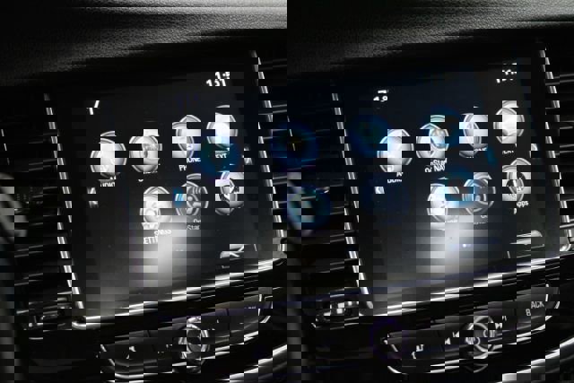 Used 2018 Buick Encore Essence image 17