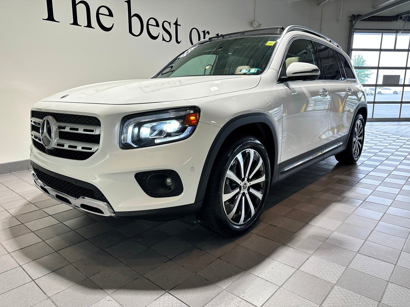 Certified 2023 Mercedes-Benz GLB 250 4MATIC image 8