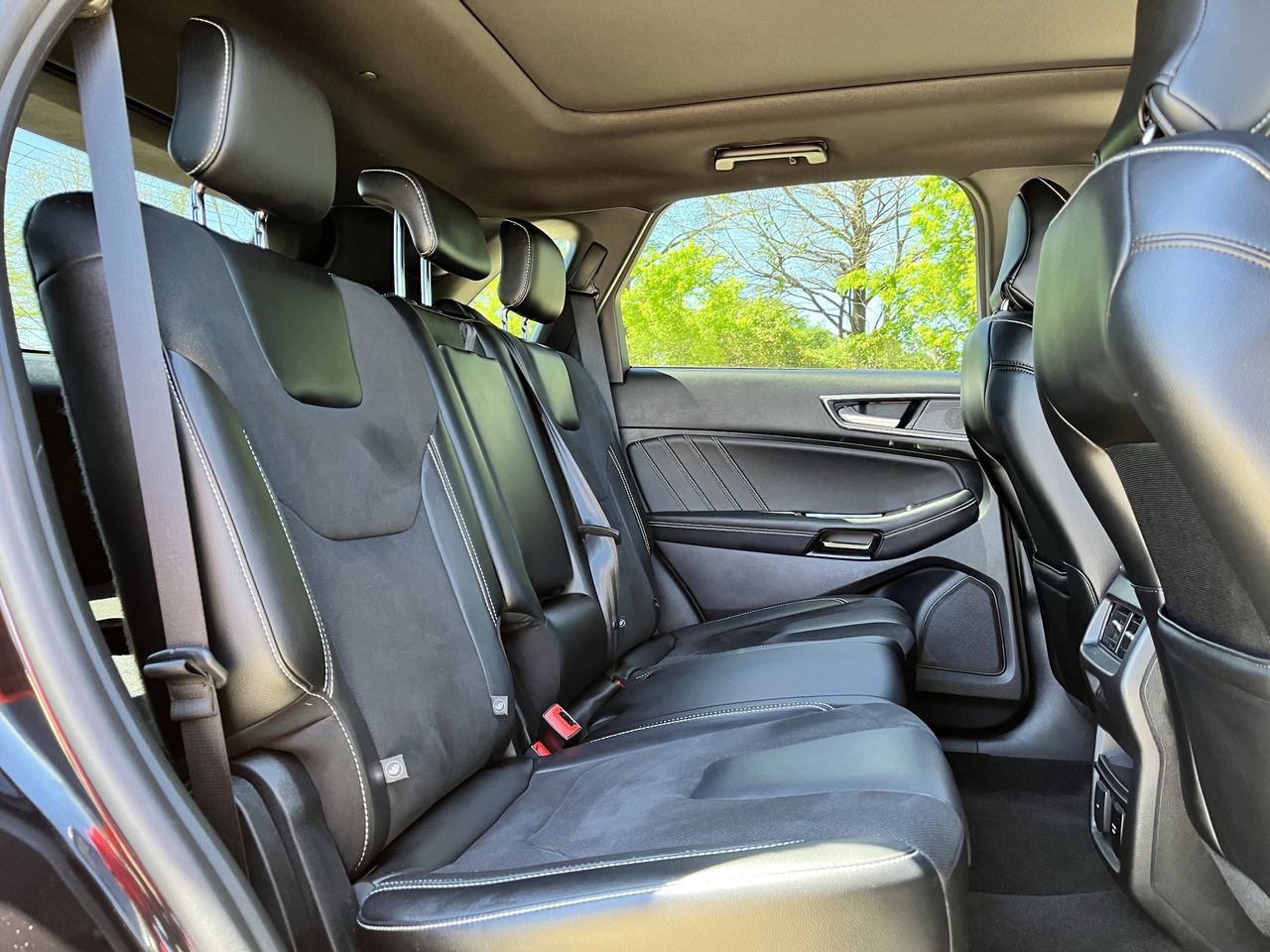 Used 2019 Ford Edge ST w/ Equipment Group 401A image 27