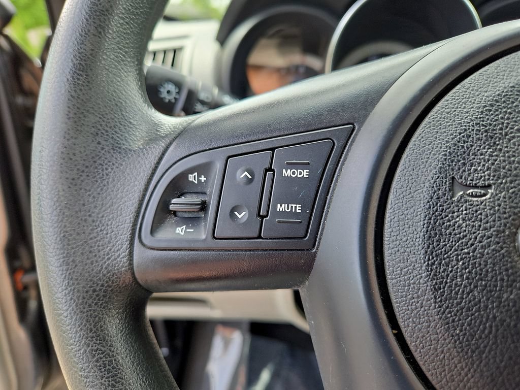 Used 2013 Kia Forte EX w/ Fuel Economy Pkg FWD image 23