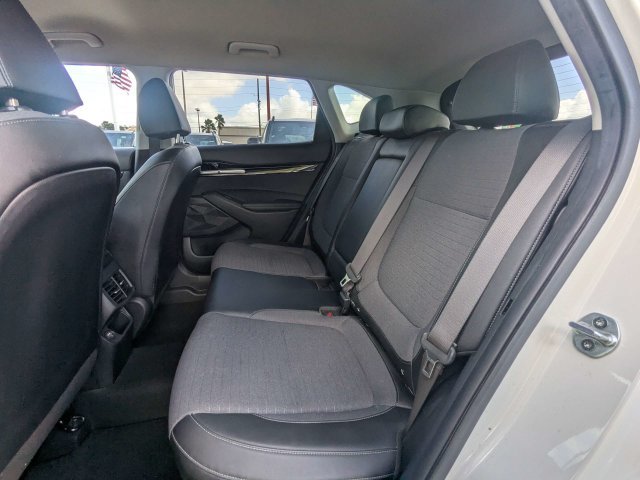 Used 2023 Kia Seltos S w/ Navigation Package FWD image 17