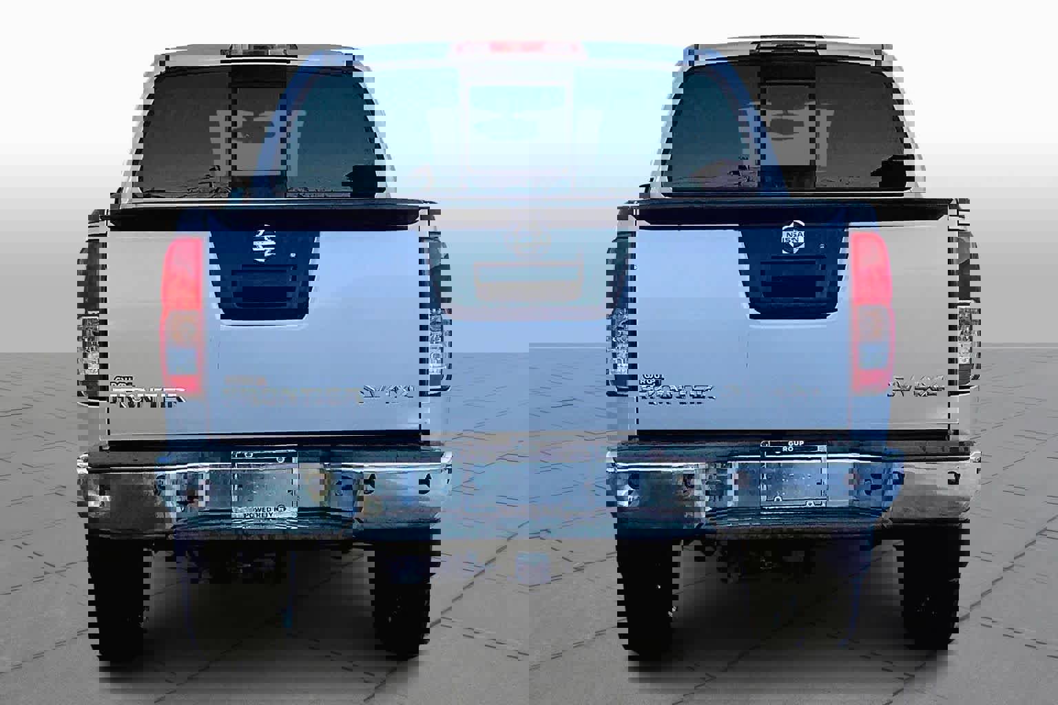 Used 2014 Nissan Frontier SV w/ SV Value Truck Package image 4