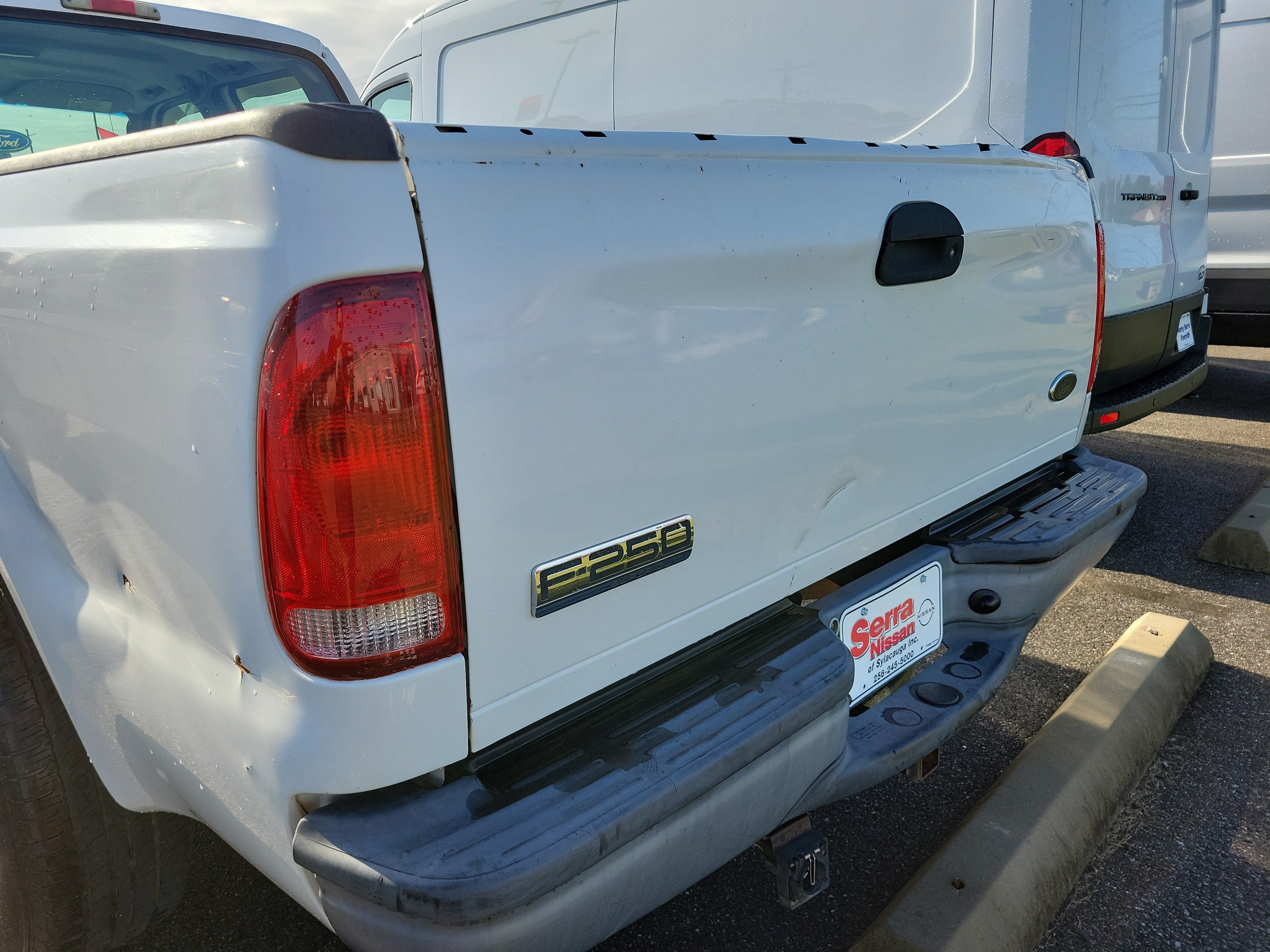 Used 2005 Ford F250 XL RWD image 5