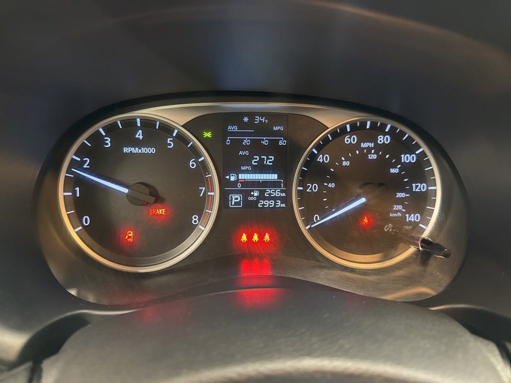 Certified 2025 Nissan Kicks Play S image 44