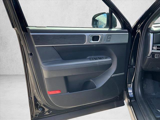 Used 2024 Hyundai Santa Fe Limited FWD image 18