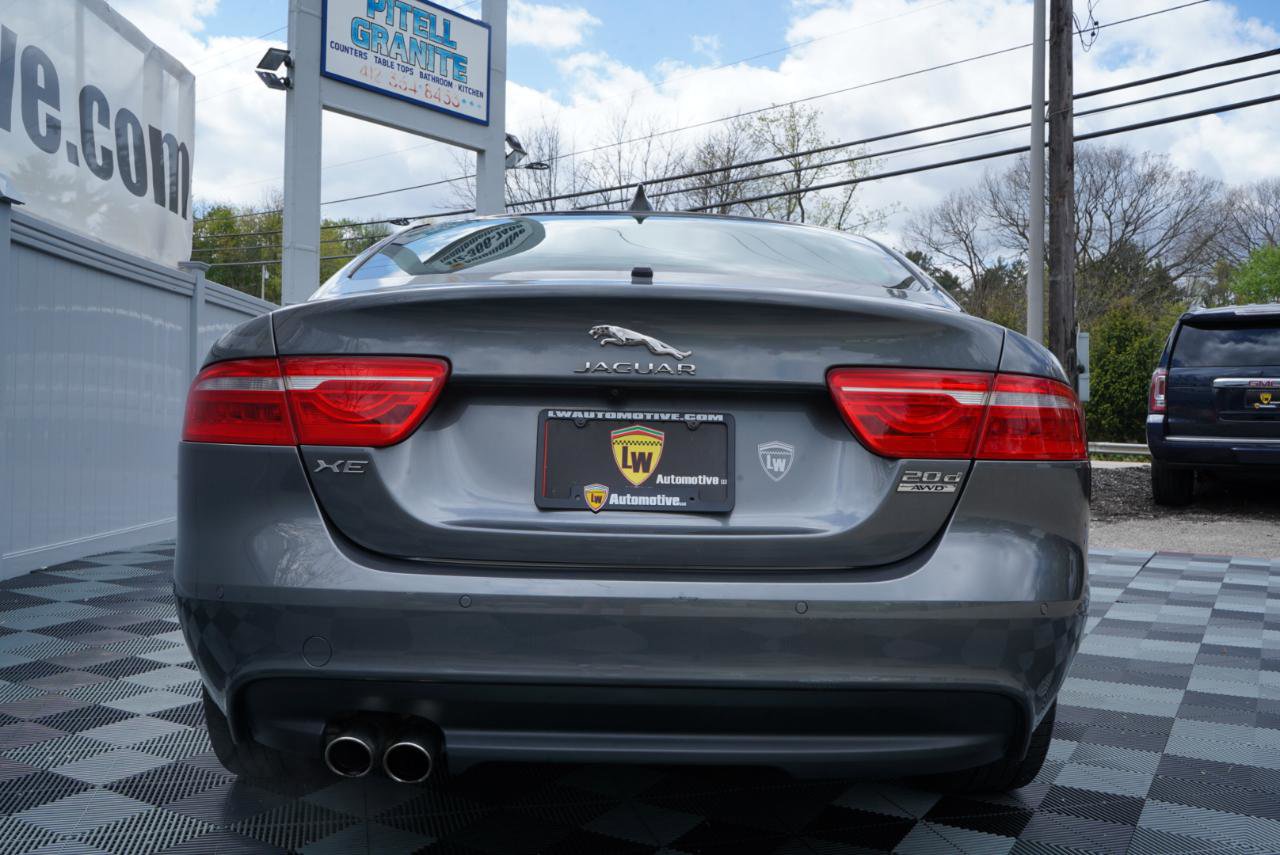 Used 2018 Jaguar XE Prestige AWD/4WD image 8