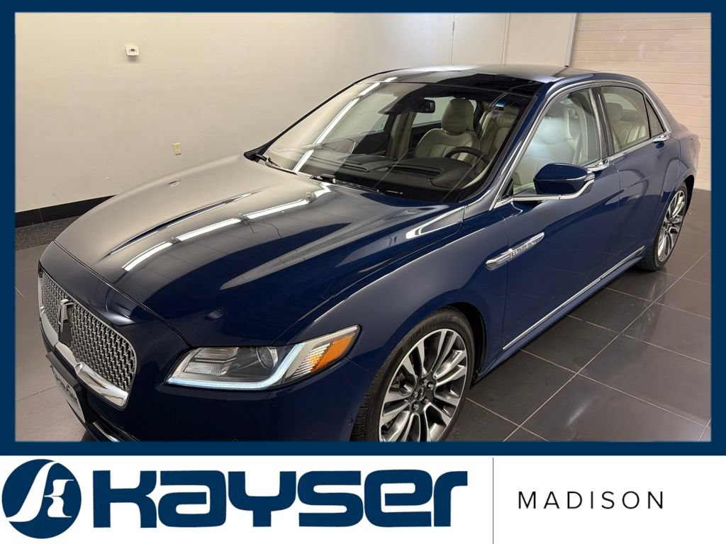 Used 2018 Lincoln Continental Reserve AWD/4WD image 3