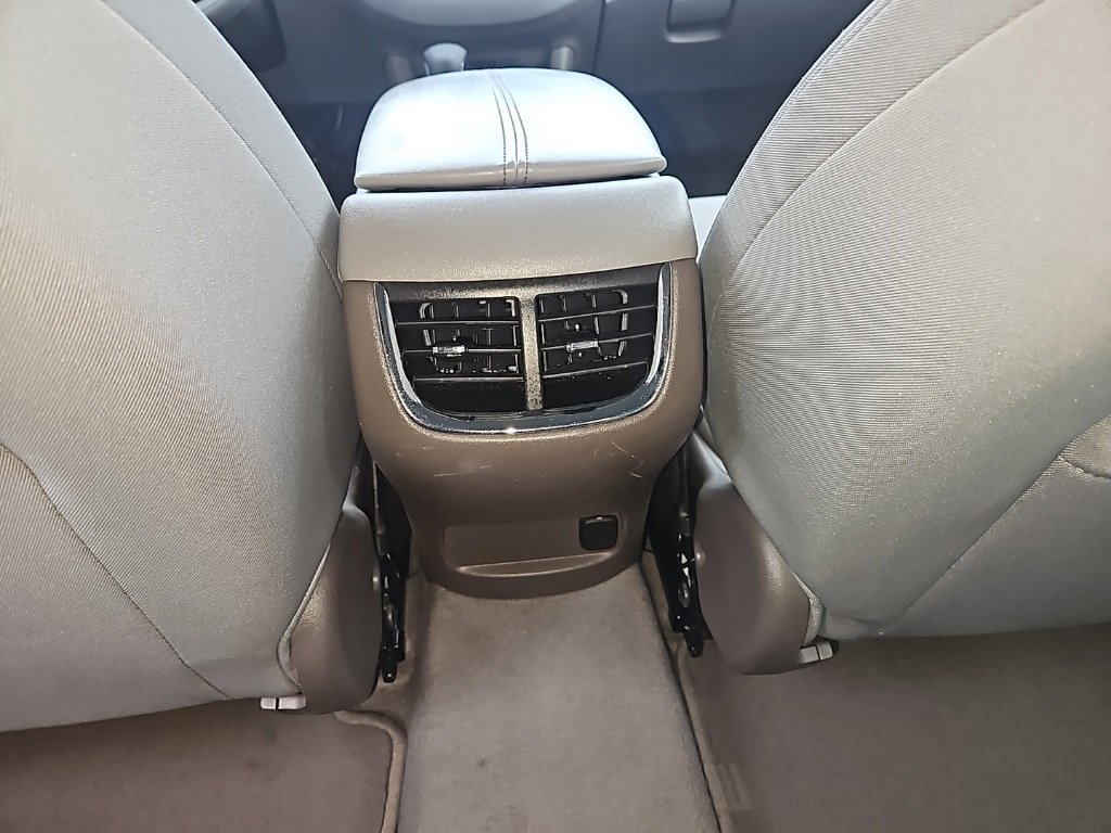 Used 2024 Chevrolet Malibu LT image 23