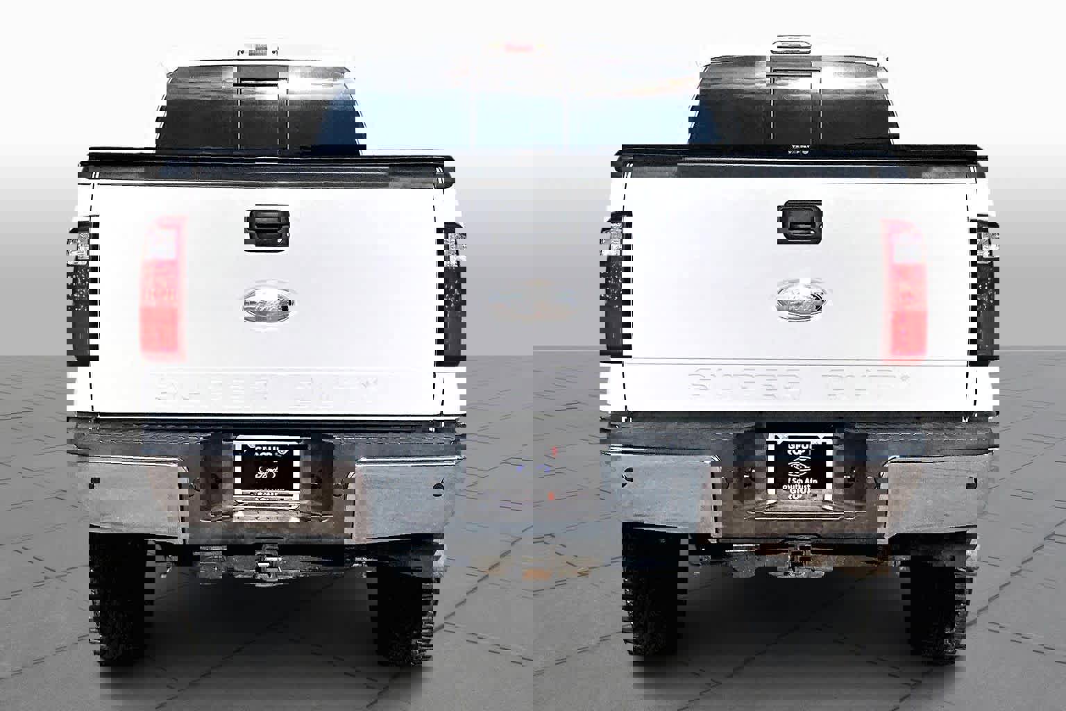 Used 2012 Ford F350 Lariat image 5