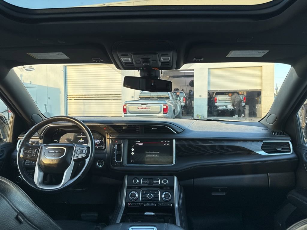 Used 2022 GMC Yukon Denali image 24
