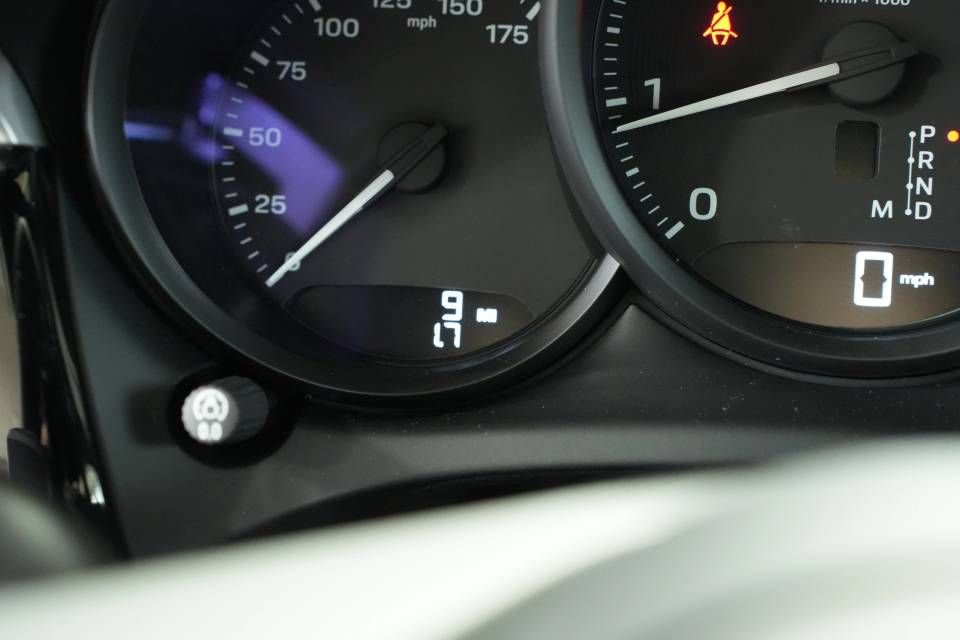 Certified 2026 Porsche Macan AWD/4WD image 15