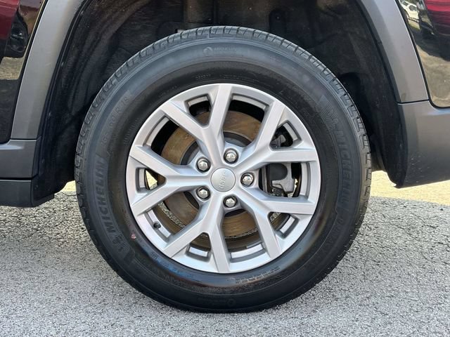 Used 2022 Jeep Grand Cherokee L Limited AWD/4WD image 11