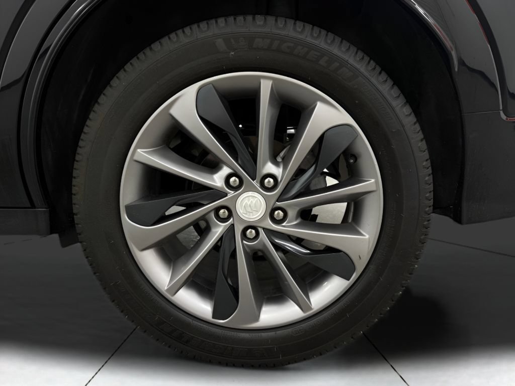 Used 2021 Buick Encore GX Preferred w/ Sport Touring Package FWD image 29