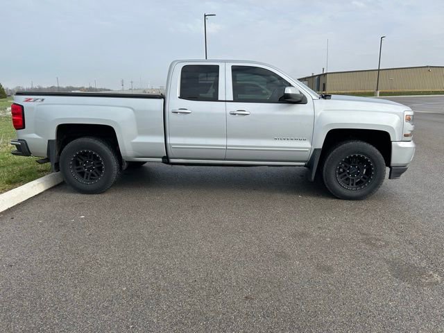 Used 2016 Chevrolet Silverado 1500 LT w/ All Star Edition image 4