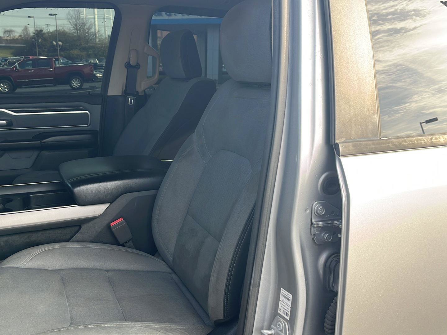 Used 2019 RAM 1500 Big Horn AWD/4WD image 19