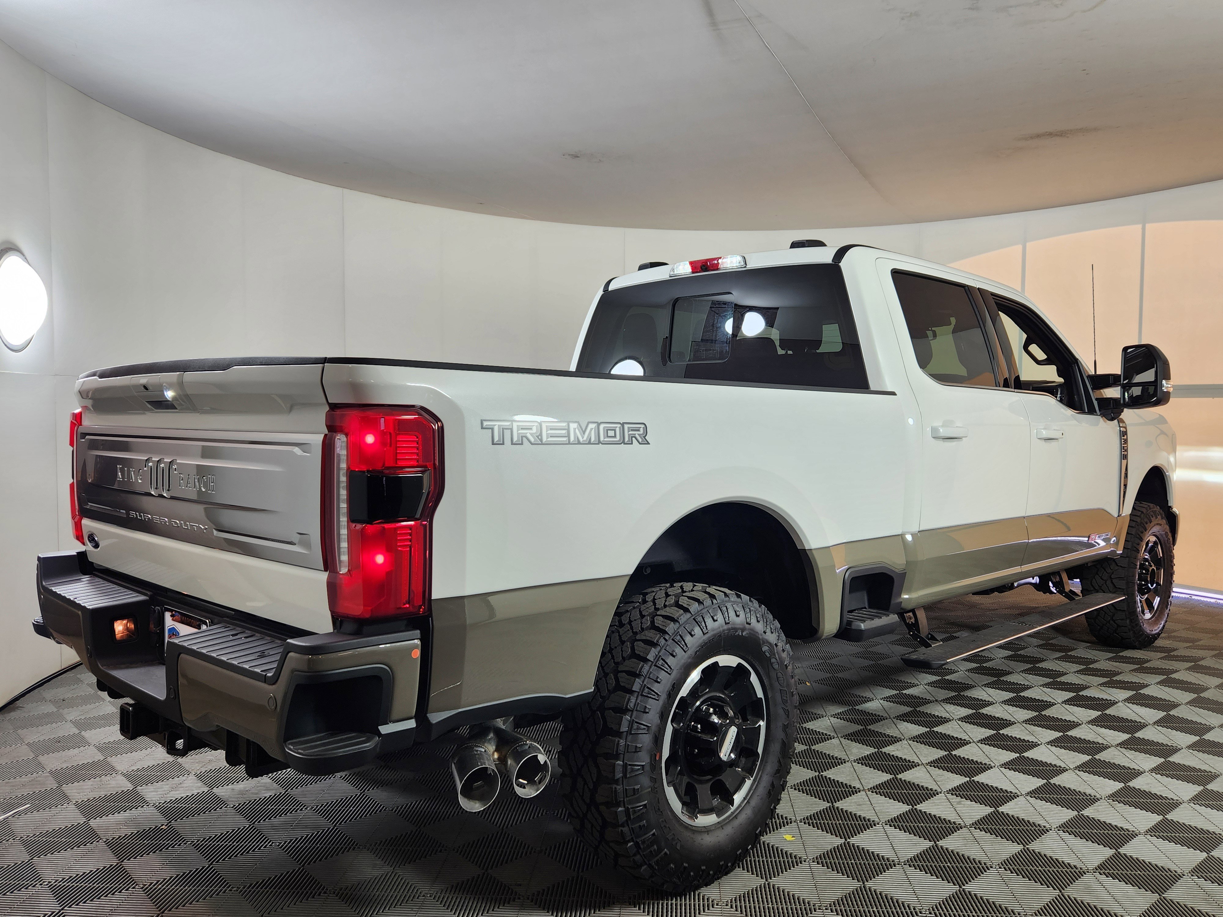 New 2026 Ford F350 King Ranch image 7
