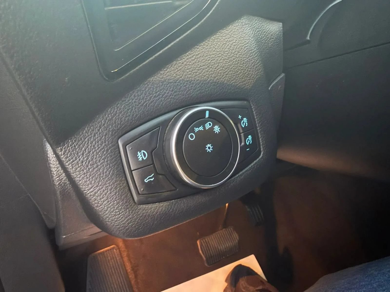Used 2018 Ford Escape SEL AWD/4WD image 31