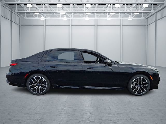 Certified 2024 BMW 760i xDrive w/ Executive Package image 4