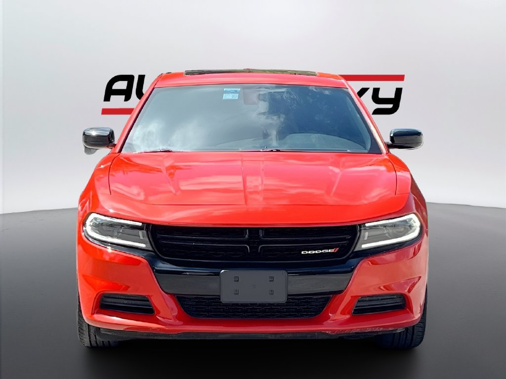 Used 2023 Dodge Charger SXT w/ Blacktop Package RWD image 2