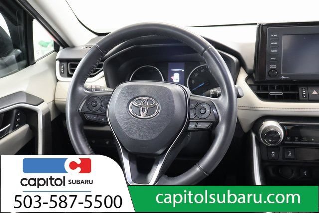 Used 2022 Toyota RAV4 XLE Premium AWD/4WD image 15