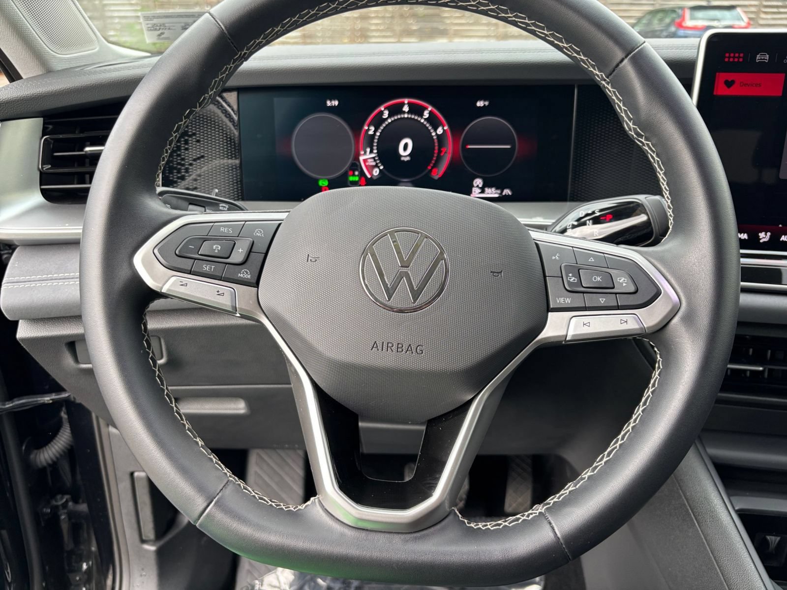 Used 2026 Volkswagen Tiguan SE AWD/4WD image 30