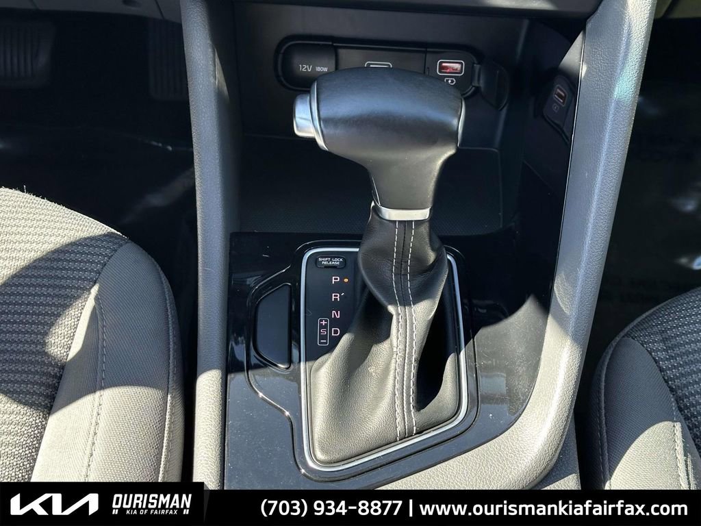 Used 2022 Kia Niro LXS image 8