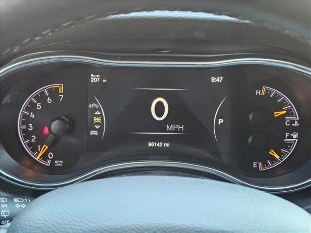 Used 2021 Jeep Grand Cherokee Laredo X image 10