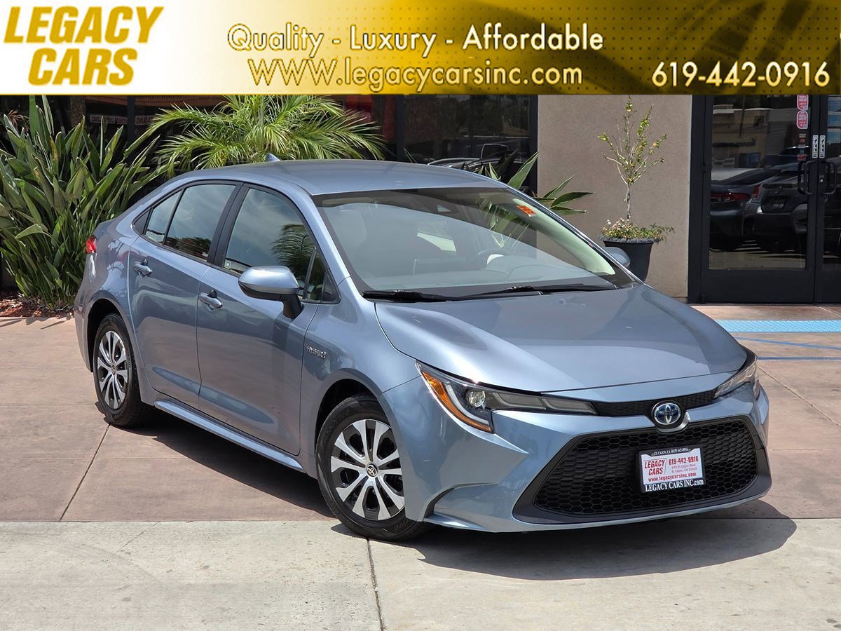 Used 2020 Toyota Corolla LE image 1