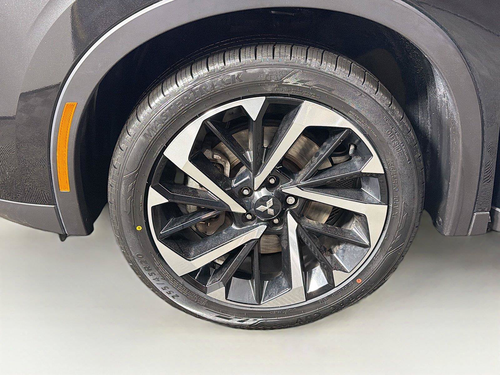 Used 2023 Mitsubishi Outlander SE AWD/4WD image 34