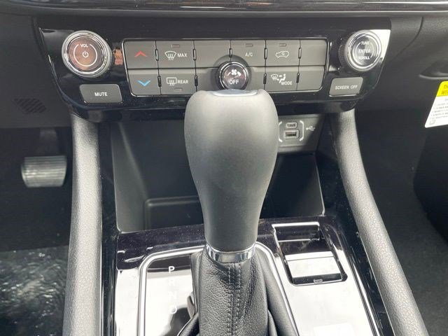 New 2026 Jeep Compass Latitude AWD/4WD image 17