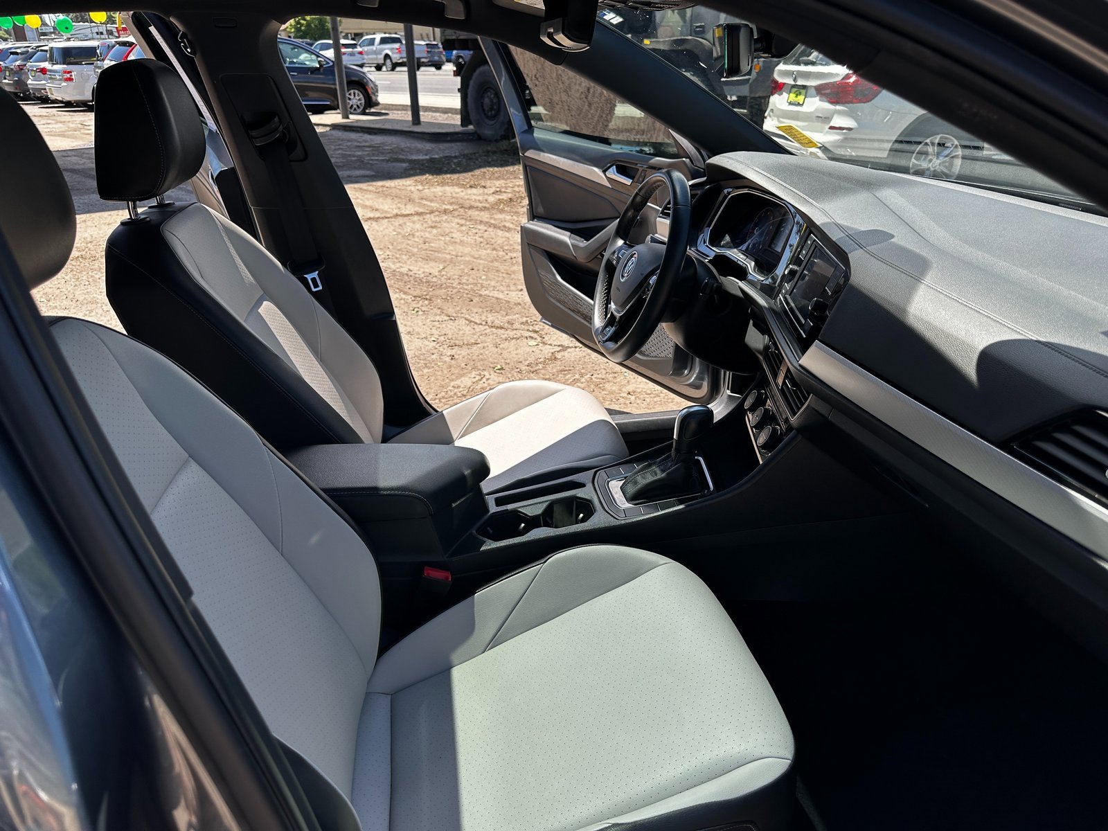 Used 2021 Volkswagen Jetta R-Line image 13