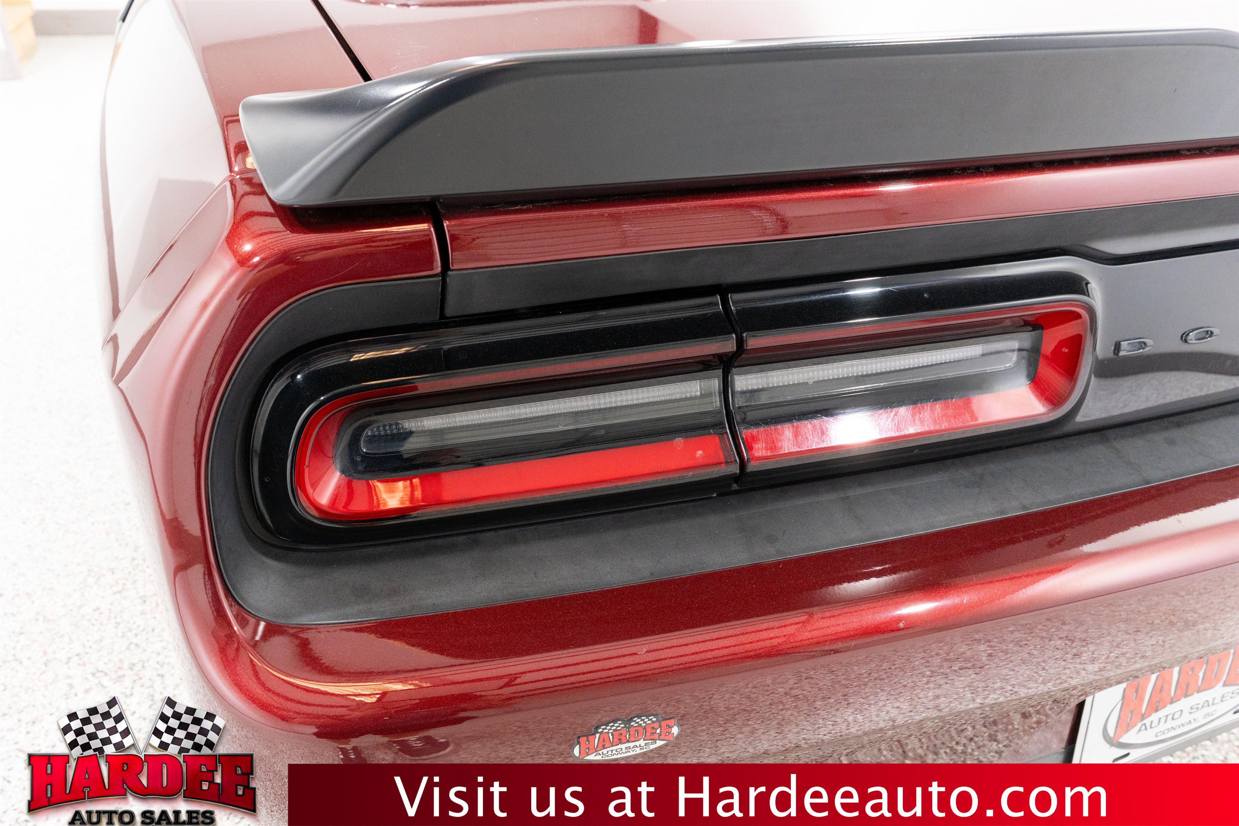 Used 2022 Dodge Challenger SXT w/ Blacktop Package RWD image 9