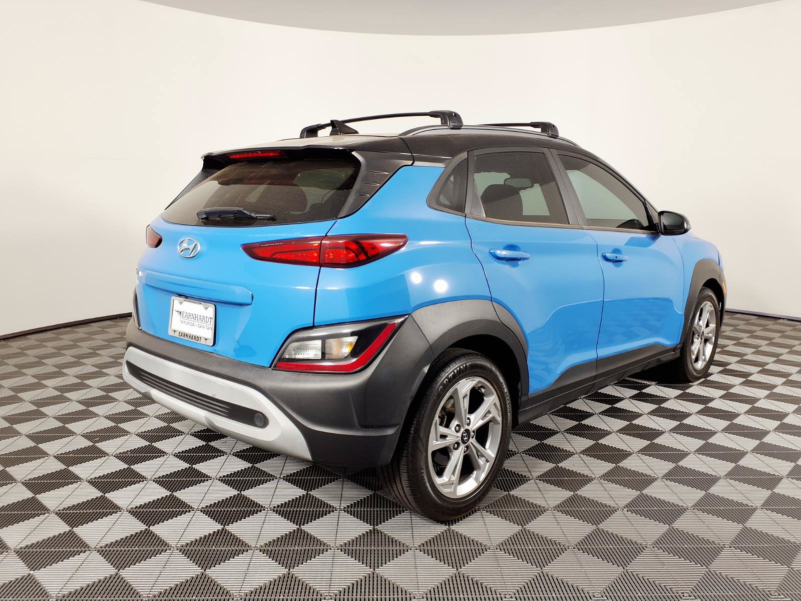 Used 2022 Hyundai Kona SEL FWD image 4